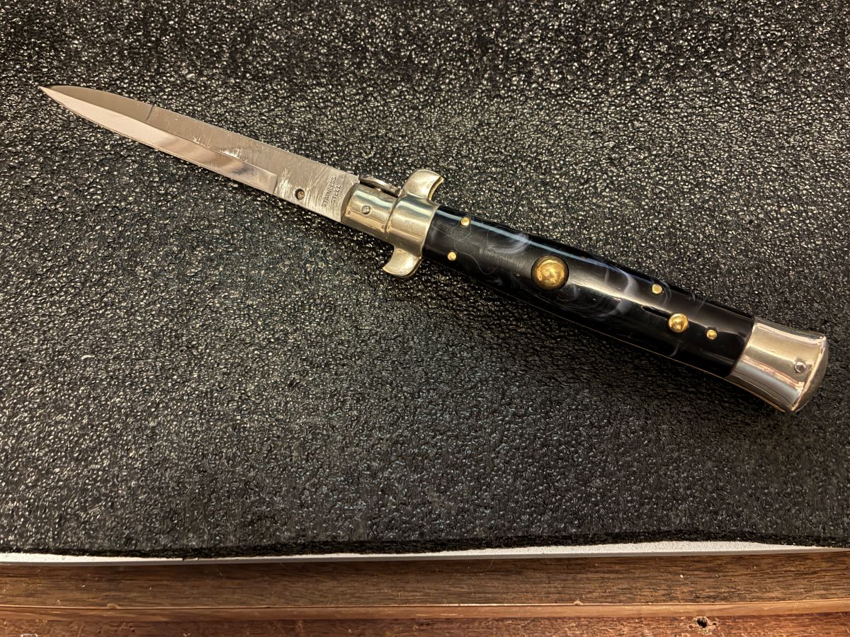 Japanese picklock with blue pearlex handles