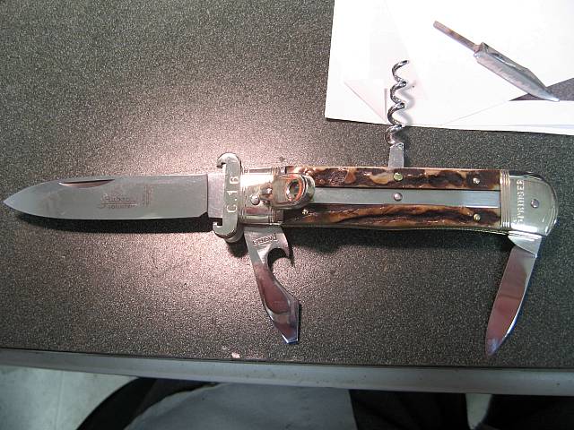 Multiblade hunter